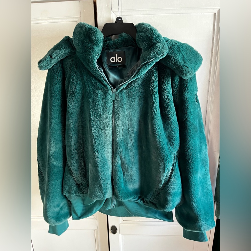 ALO Yoga Faux Fur Jacket- Dark Emerald